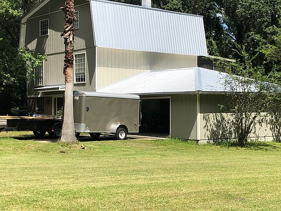 2nd image of 3806 Woodmere Ln