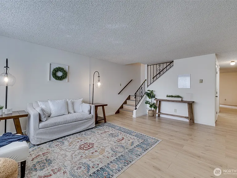5705 204th St SW #3 — Photo 2
