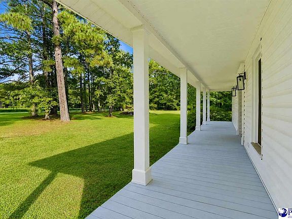 3rd image of 444 Judge Rd