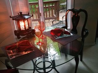 6452 Pinebrook Ln, Burton, MI 48509