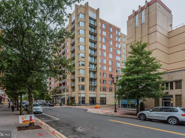 1020 N Highland St Unit 1111, Arlington, VA 22201