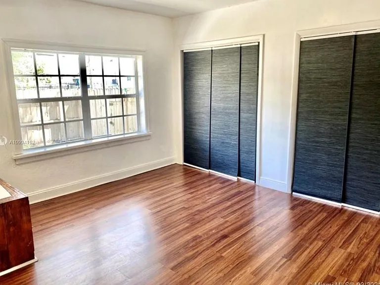 2450 NW 42nd St — Photo 12