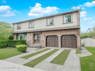 267 Bennett Ave, Staten Island, NY 10312