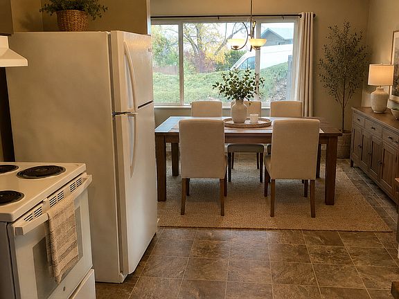 4th image of 606 Anchor Pl