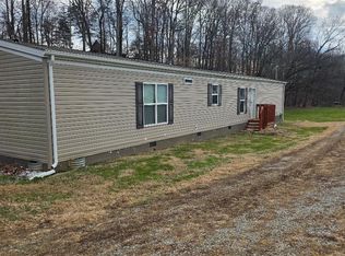 965 McMillan Rd, Midway, TN 37809