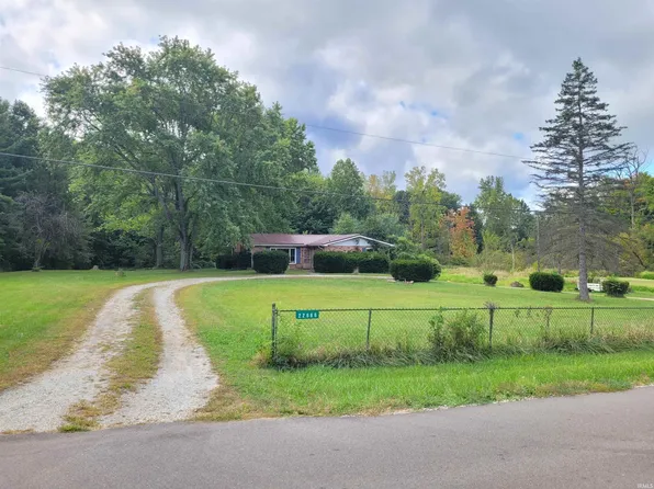 22666 Quinn Rd, Lakeville, IN 46536