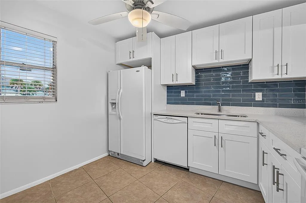 1 bed, 1.0 bath, 834 sqft, $1,500 — Photo 3