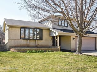 714 N Bel Aire Ter, Palatine, IL 60074