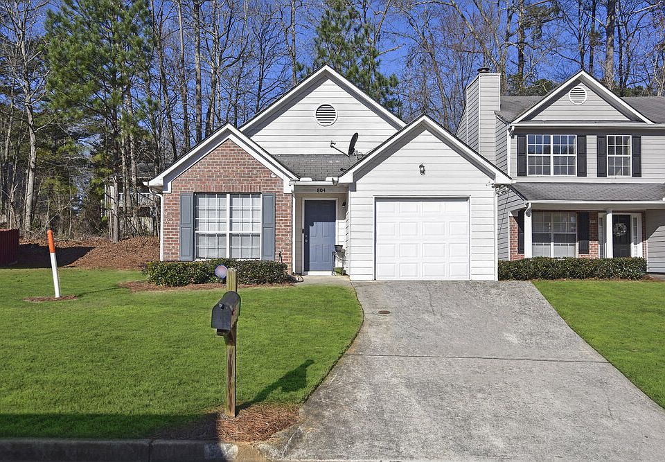 1st image of 804 Hillandale Ln