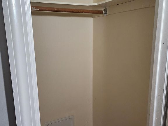 4th image of 3917 Amundson Ave Floor 2