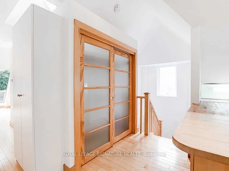 81 Whitehall Rd #UPPER — Photo 17