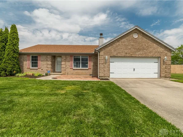 3415 Magnolia Dr, Troy, OH 45373