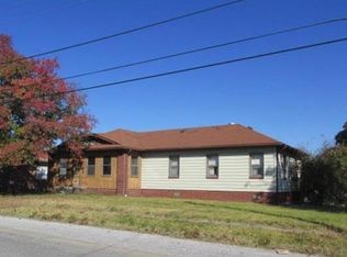 70 E Elm St, Alton, IL 62002