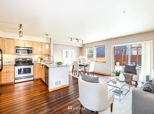 827 Hiawatha Pl S APT 216, Seattle, WA 98144