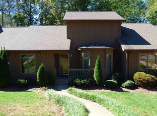 1761 12th St NE, Hickory, NC 28601