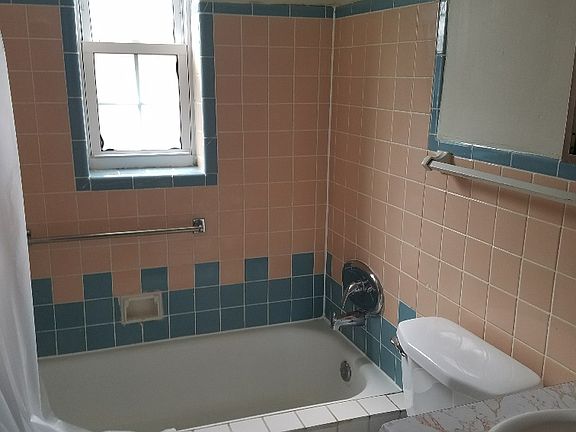 5th image of 7812 Werner Ave