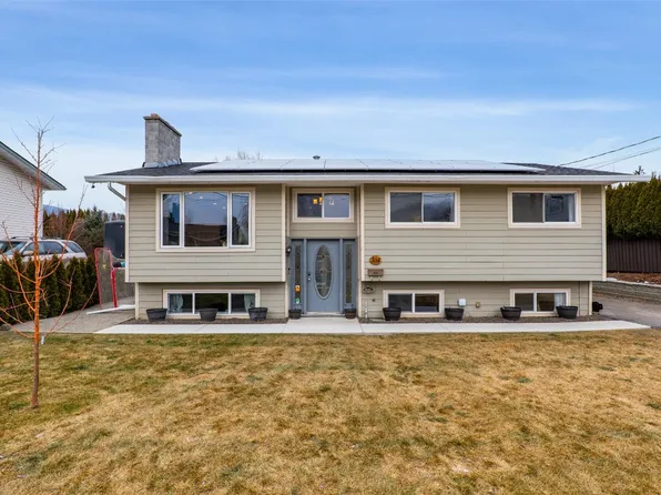 332 Chetwynd Dr, Kamloops, BC V2H 1L7