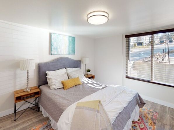 1012 E Barbara Pl #19