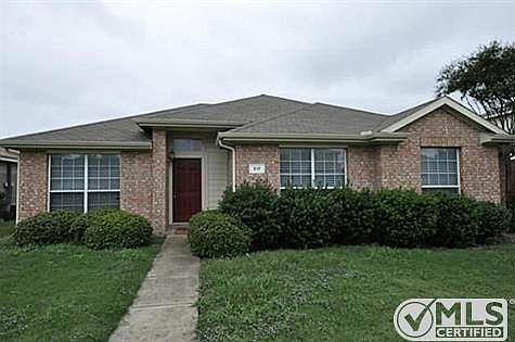 1st image of 317 Laramie Ln