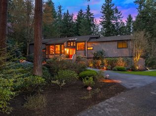 12950 NE 39th St, Bellevue, WA 98005