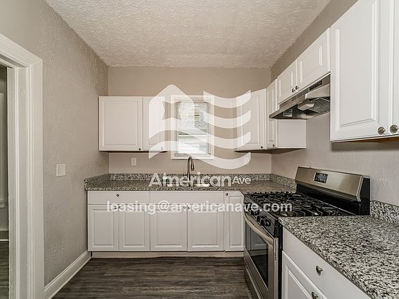 1281068_004_wm_-_kitchen_13612694.jpg