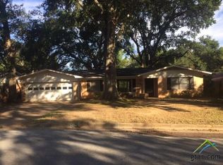 3136 Rollingwood Dr, Tyler, TX 75701