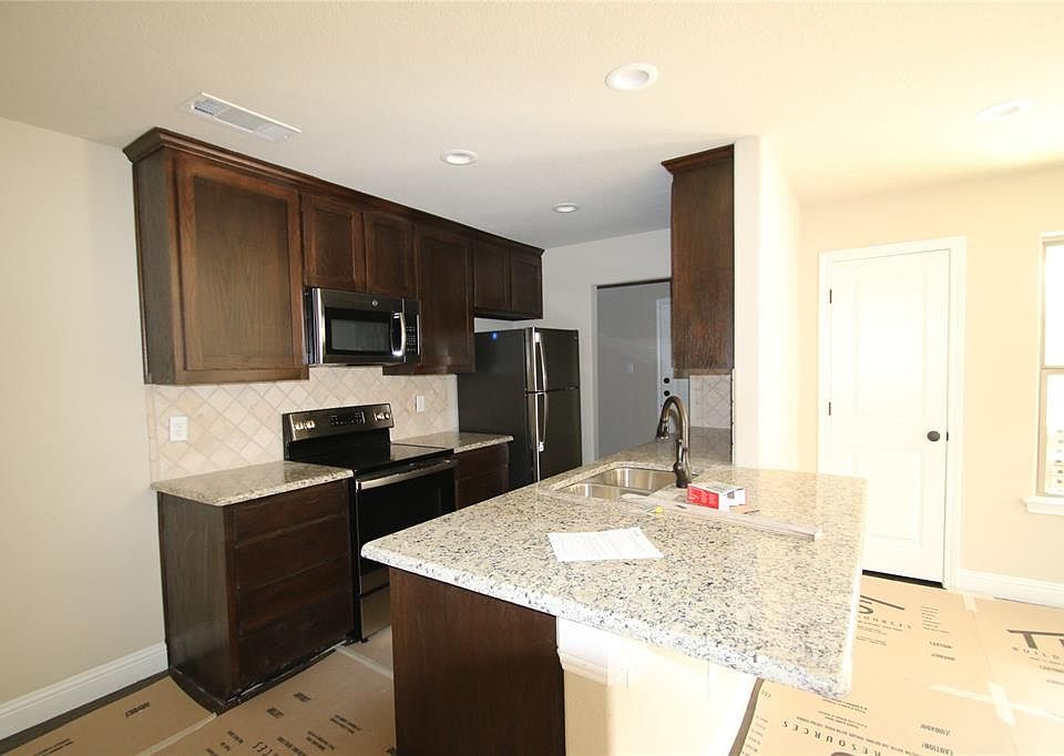 1st image of 8120 Tanner Ave #8122