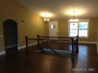 945 Sturbridge Trl, O Fallon, IL 62269