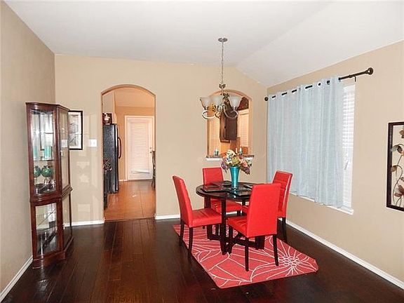 3rd image of 821 Lake Worth Trl