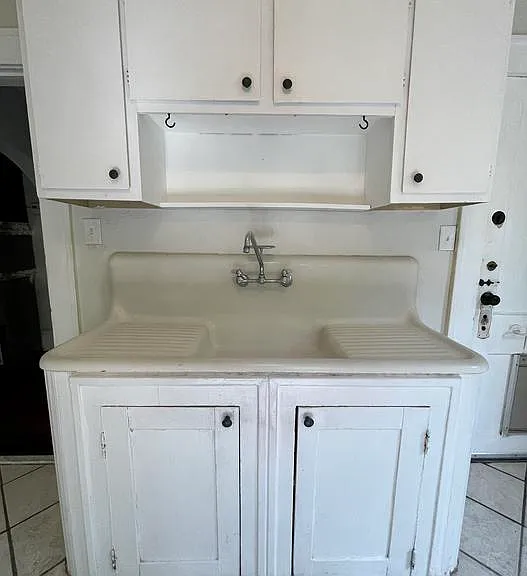 824 NE 3rd Ave #1 — Photo 9
