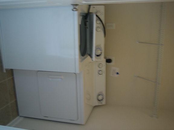 3rd image of 1450 Bellsmith Dr