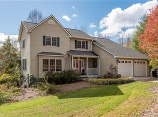 23 Westwind Dr, Hendersonville, NC 28791