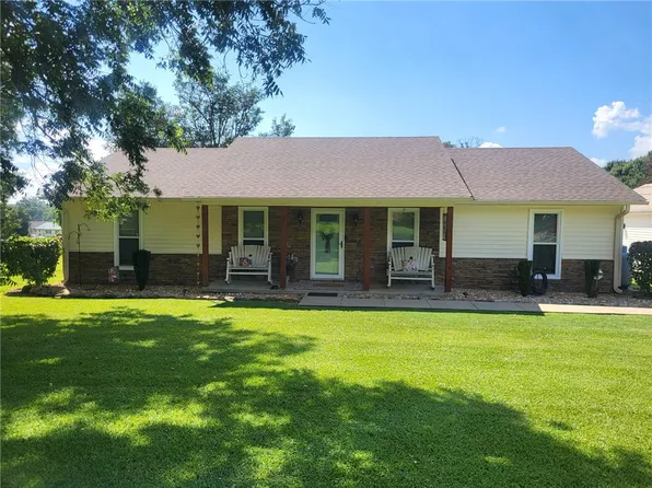 3904 34th St SW, Lanett, AL 36863