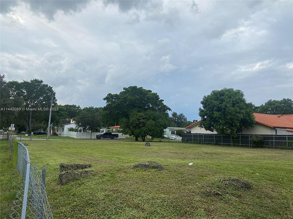 2nd image of 38th Ave