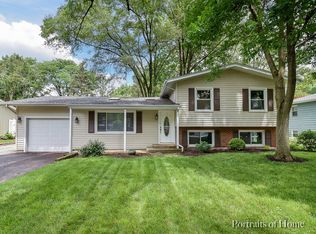 3S237 Cypress Dr, Glen Ellyn, IL