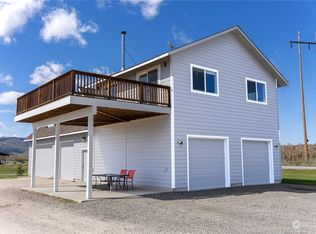 26 Gum Drop Ln, Omak, WA 98841
