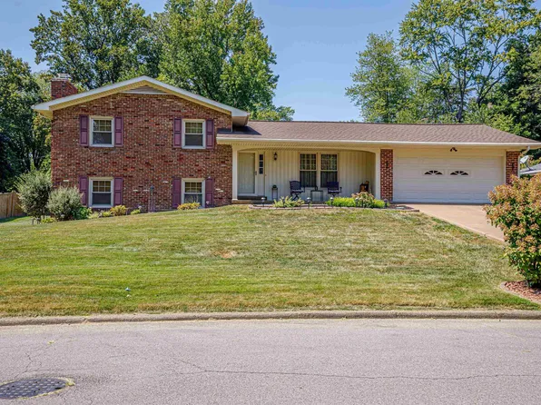 8208 Heather Pl, Evansville, IN 47710