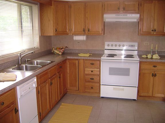 5th image of 10436 Preston St