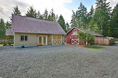 3rd image of 10526 221st Pl SE