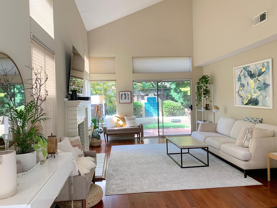 1st image of 1467 Carrington Cir