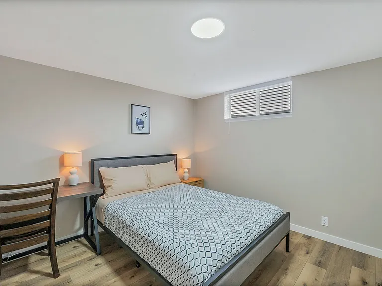 1530 W South Jordan Pkwy — Photo 33