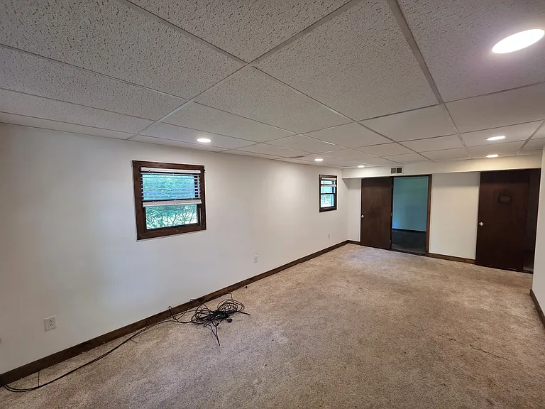 110 Chapel Rd — Photo 3
