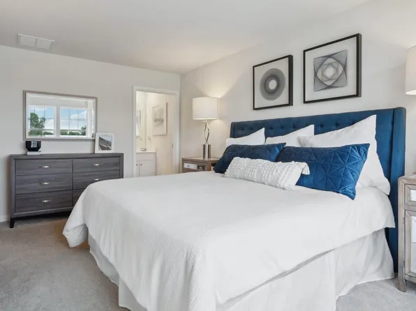 8 Anna Ln, Westampton, NJ 08060