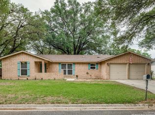 1639 Redwood St, Seguin, TX 78155