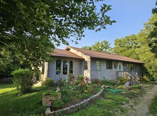 4965 S Valley Ln, Chana, IL 61015