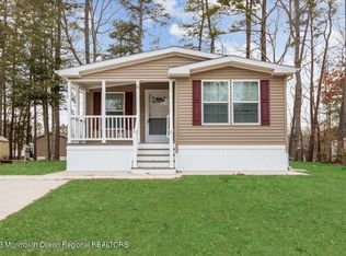 17 Periwinkle Pl, Jackson, NJ 08527