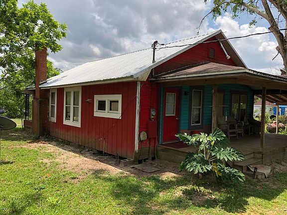 3rd image of 7976 Johns Dr