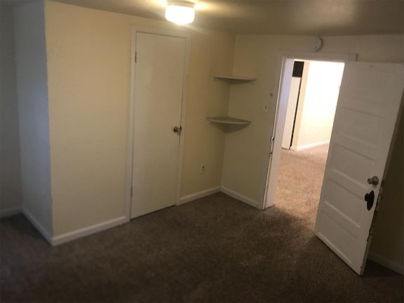 1121 University, Apt. A - bedroom #1