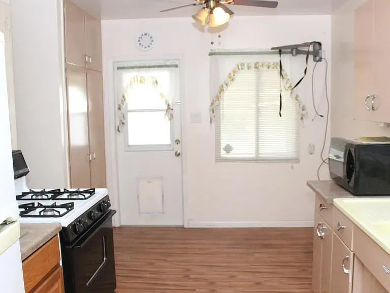 2107 Rose Marie Dr — Photo 3