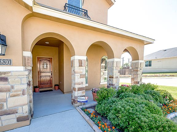 2nd image of 2830 Elm Tree Park